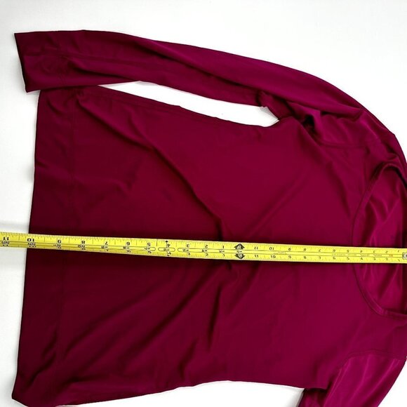 Champion Performance Base Layer Long Sleeve Fuchsia Crew Neck Size Medium - Picture 8 of 9